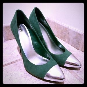 Mossimo stilettos size 9